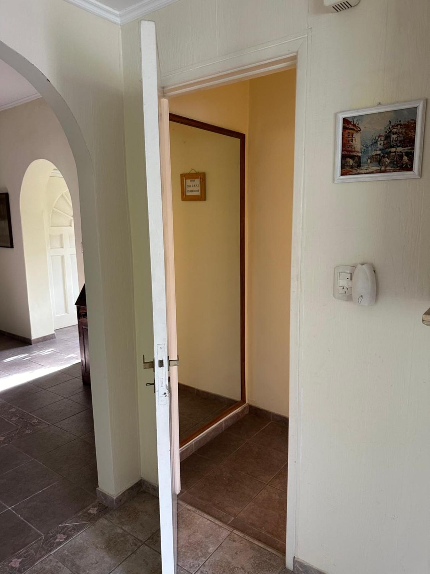 Lpr Express Eze Airport Hotel Monte Grande Luaran gambar